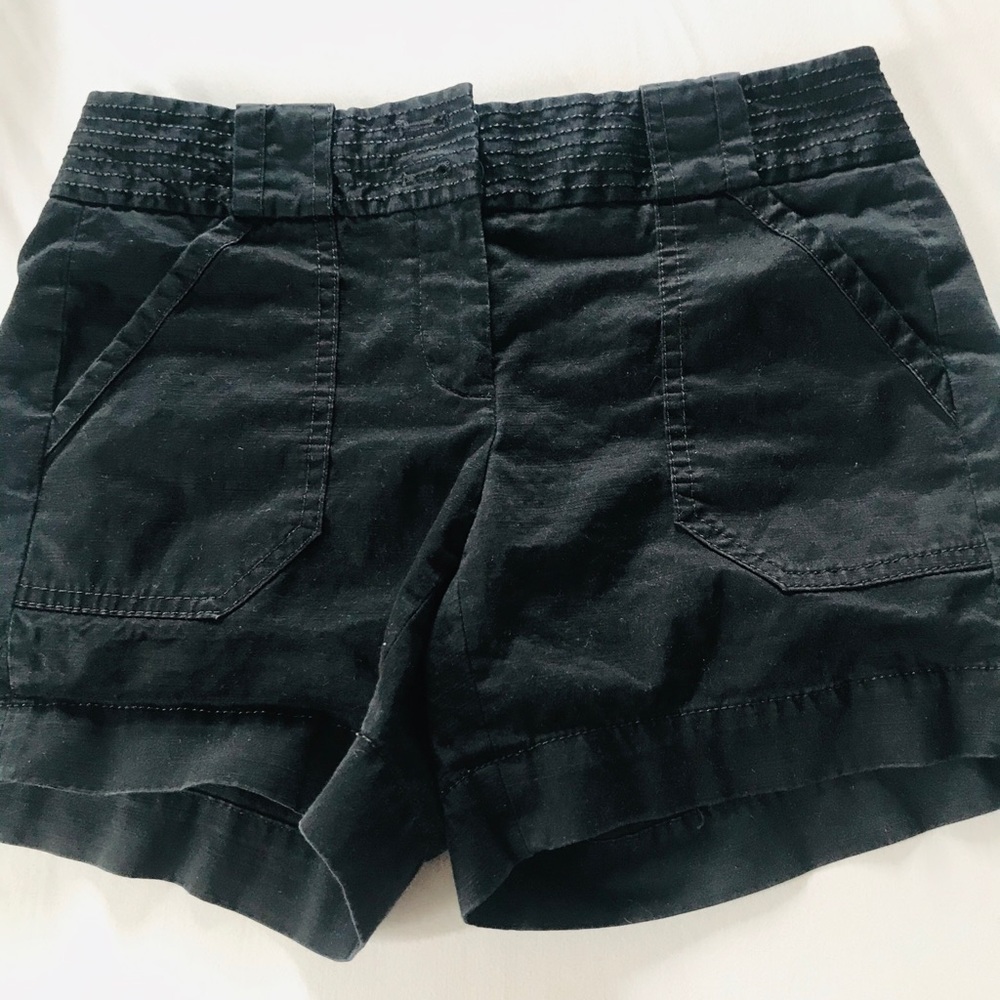 white house black market shorts